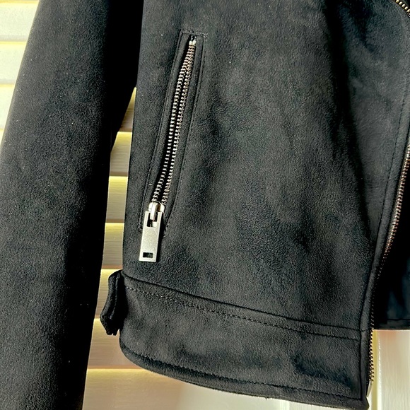 Stylish jacket - Picture 2 of 3